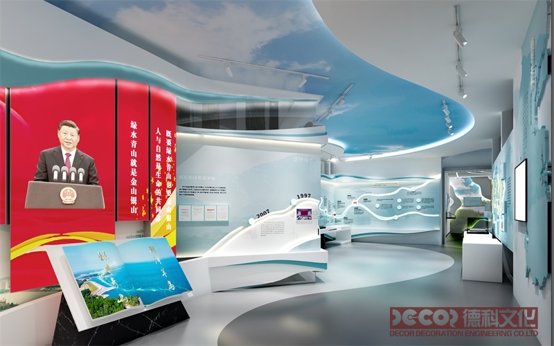 科技展館設計中如何體現科技的發展歷程和未來趨勢？